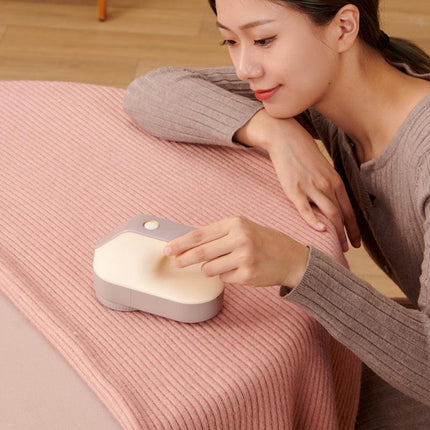 Rechargeable Electric Fabric Shaver - Powerful Lint Remover with Dual-Ring Blades & Ergonomic Design(black and white).