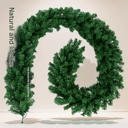 Classic Green Lush Artificial Christmas Garland - 2.7m Green Pine Vine with 280 Tips for Holiday Decor.