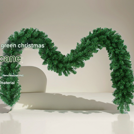 Classic Green Lush Artificial Christmas Garland - 2.7m Green Pine Vine with 280 Tips for Holiday Decor.