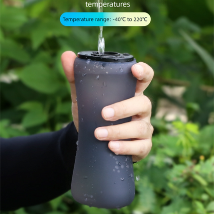 Blue Collapsible Handheld Running Flask - 350ml Lightweight Silicone Water Bottle with Bite Valve.