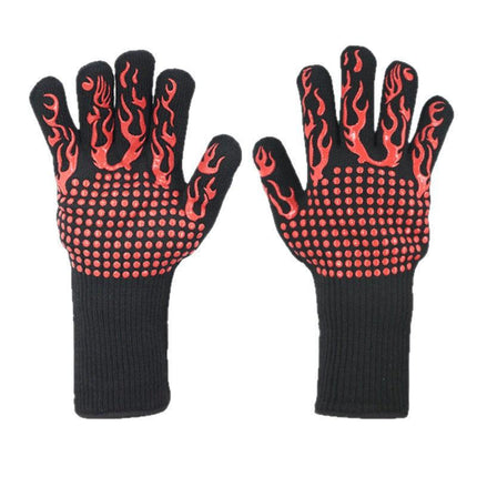 Red Flame Pattern Extreme Heat Resistant BBQ Gloves - 500°C Flame Design Oven Gloves with Non-Slip Silicone Grip.