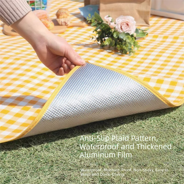 Yellow Lightweight Thickened Picnic Mat – Waterproof Outdoor Camping Ground Sheet for Hiking, Parks and Picnics(2*2M）.