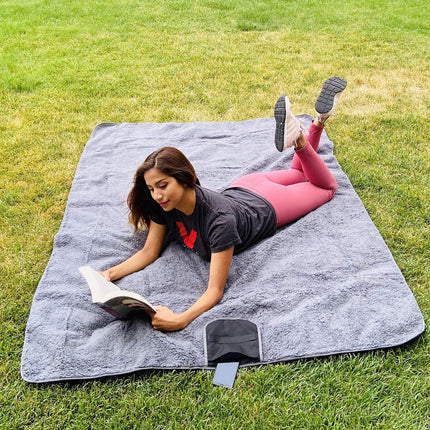 Black and Grey 3-Layer Waterproof Outdoor Blanket – Portable, All-Weather Picnic & Camping Mat with Storage Pocket.