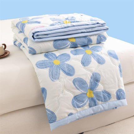 Lightweight Reversible Summer Quilt - Soft, Breathable & Machine Washable Comforter(150x200cm blue flowers).
