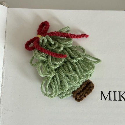 Christmas Collection Hair Clips - Set of 5 Random Main Image Styles, Festive Knitted Tree & Bow BB Clips, Bangs Clips & Hair Accessories.