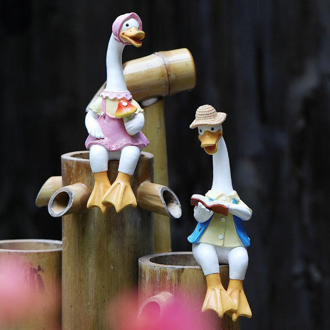 Garden Cartoon Reading Duck Couple Figurines - Outdoor Courtyard, Villa, Farm Landscape Decor Crafts.