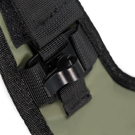 Green Outdoor Tactical Chest Bag - CS Running Hydration Sports Chest Pack for Men (0.572kg, 30x30x6 cm).