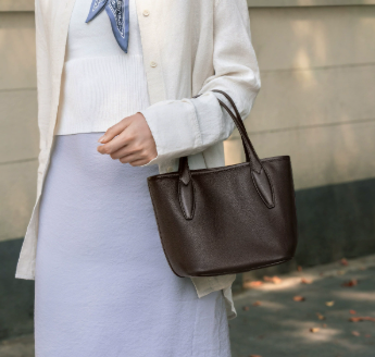 Brown Women's Vegetable Tanned Leather Bucket Bag Minimalist Crossbody Handbag with Inner Canvas Pouch for Work Daily Use.