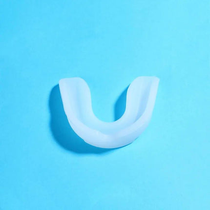 4-Pack White Food Grade Silicone Sports Mouthguard(6x5x1.7CM) With Vented PP Case- Instant Fit Mouth Guardfor High Shock Protection.