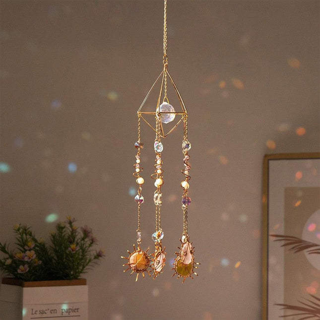 Solar Cone Faceted Crystal Suncatcher - Natural Agate & Handcrafted Prism for Light Decoration.