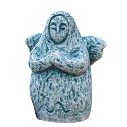 Zelda Goddess Statue Figurine(Small Goddess Statue + Apple) - Retro Resin Finish, Hyrule Shrine Model for Garden, Aquarium & Car Decor.