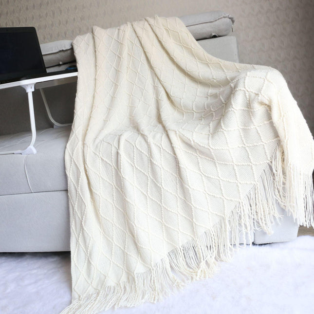 Beige Nordic Knitted Throw Blanket with Tassels 130x230cm Soft Acrylic Diamond Pattern Sofa Cover Bed Runner and Travel Blanket.