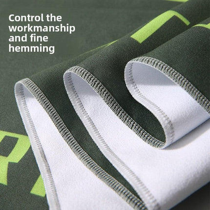 Sand Free Microfibre Beach Towel - Quick Dry Lightweight Travel Towel 70x150cm(240GSM) - 3D Sunglasses Print for Summer, Pool & Camping.