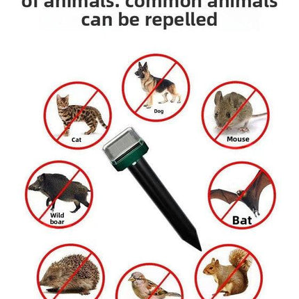 Solar-Powered Sonic Snake and Rodent Repeller Ground Stake - Outdoor Waterproof Ground Vibration Pest Deterrent Device - Ultrasonic Control for Moles, Voles, and House Mice - Garden Lawn Protection - Green Circular Top Model.