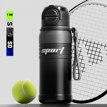 Black 680ml Large Capacity Sports Insulated Tumbler - 316 Stainless Steel Straw Water Bottle, Dual-Use Lid for Travel & Outdoors.