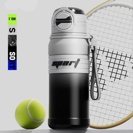 White 680ml Large Capacity Sports Insulated Tumbler - 316 Stainless Steel Straw Water Bottle, Dual-Use Lid for Travel & Outdoors.