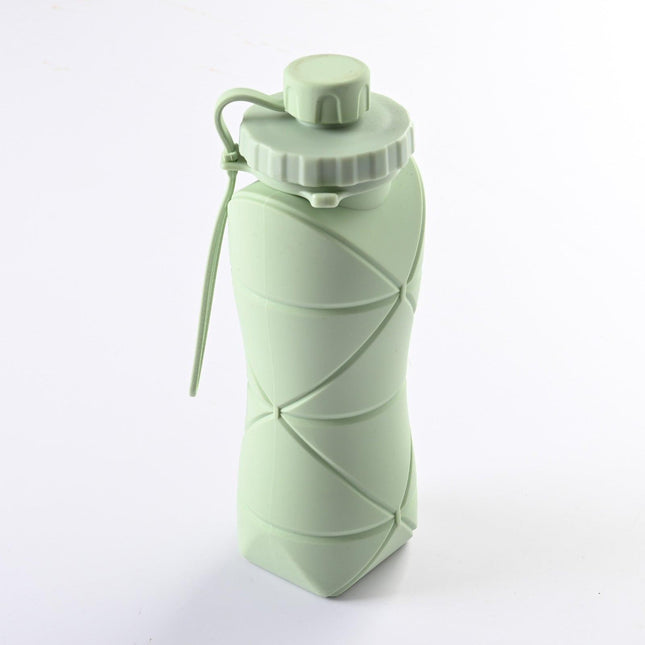 Green Portable Food Grade Silicone Collapsible Sports Water Bottle 600ML - Folding down 80% , Low High Temperature Resistant.