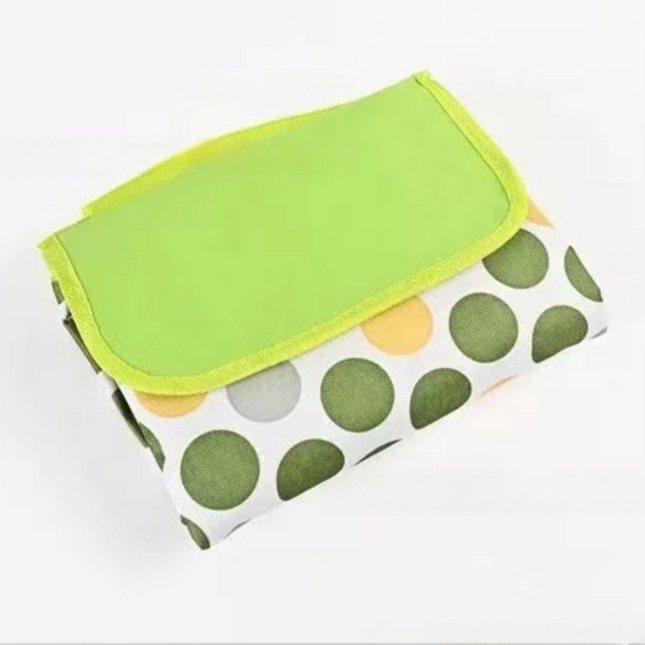 Green Circle Foldable Waterproof & Moisture-Proof Picnic Blanket 150x100CM - 600D Three-Layer Composite Oxford Extra Large Mat for Beach & Camping.