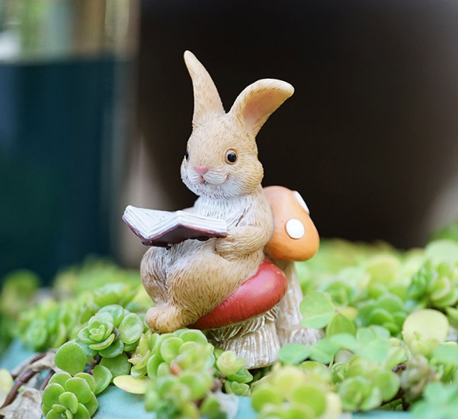 Garden Style "Toilet Bunny" Succulent Planter Decoration – Humorous Rabbit Animal Figurine Resin Craft for Balcony and Pot Plant.
