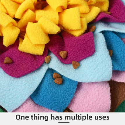 Green 48x48CM Durable Felt Cloth Pet Puzzle Sniffing Mat - Mental Stimulation & Slow Feeding Pad.
