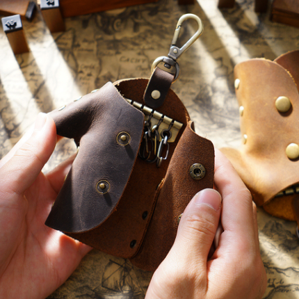 Green Genuine Crazy Horse Leather Key Case Creative Jacket Shape Holder Vintage Cowhide Pouch for Car Fob & House Keys Brown.
