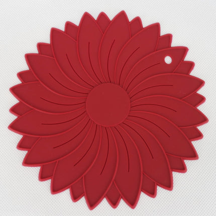 5-Piece Round Flower Silicone Trivet Set – Heat-Resistant, Non-Slip, Dishwasher-Safe Pot Holder for Kitchen Protection and Table Decoration.