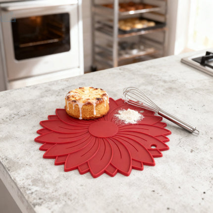 5-Piece Round Flower Silicone Trivet Set – Heat-Resistant, Non-Slip, Dishwasher-Safe Pot Holder for Kitchen Protection and Table Decoration.
