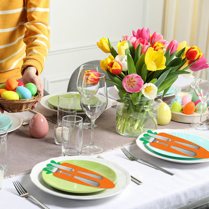 Carrot 18-Piece Easter Cutlery Holders Set – 3 Identical Sets of 6, Festive Tableware Decor for Holiday Dining and Party Use.