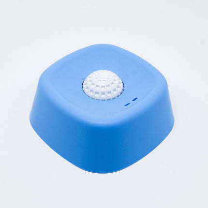 Blue bowl, white ball Slow Feeding Dog Bowl with Built-In Rolling Ball – Anti-Spill Pet Lick Dish for Healthy Eating Habits.