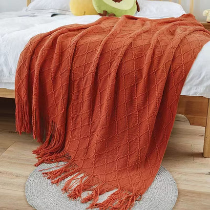 Brick-red Nordic Minimalist Knit Throw Blanket – 127×180cm Lightweight, Soft & Breathable Fleece-like Fabric with Tassel Edges for Sofa, Bed, Yoga & Air Conditioning Use.