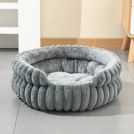 Grey Plush Round Pet Bed with Removable Cushion M Size, Thickened Warm Dog and Cat Nest for Small to Medium Pets, Cozy and Soft Sleeping Space for Home Use(Cut-out version).