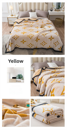 Yellow Lucky Four-Leaf Clover 180x200CM Premium Double-Sided Print Flannel Blanket - Soft All-Season Air Conditioning Throw for Office Nap & Travel.