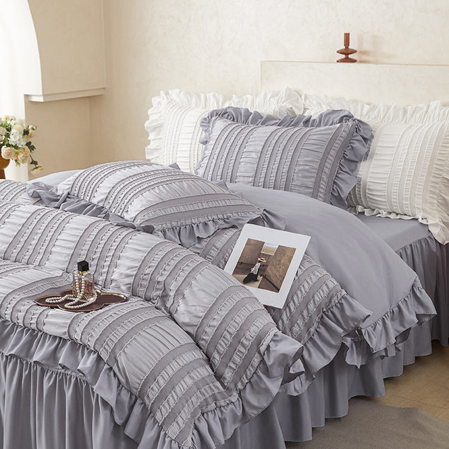 Grey Elegant Ruffle Seersucker Duvet Cover with 2PCS Pillow Shams - 3-Piece Vertical Stripe Clipped Floral Textured Bedding (King Size 264 x 229 CM).