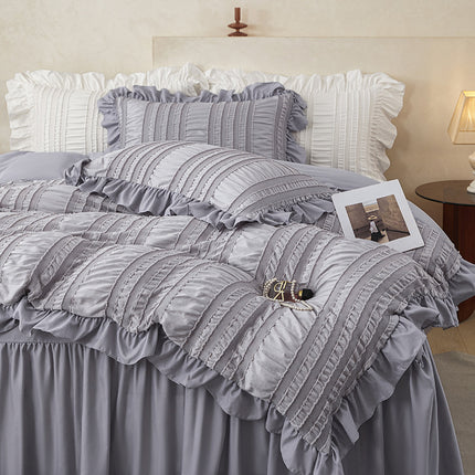 Black Elegant Ruffle Seersucker Duvet Cover with 2PCS Pillow Shams - 3-Piece Vertical Stripe Clipped Floral Textured Bedding (Full Size 200 x 229 CM).