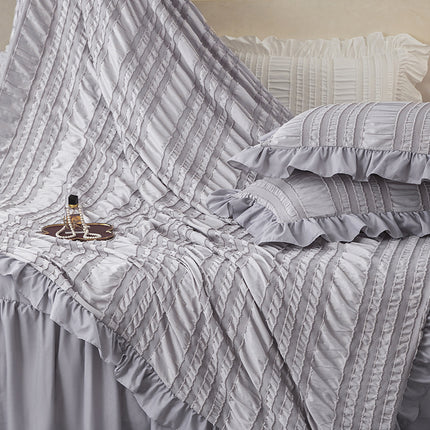 Black Elegant Ruffle Seersucker Duvet Cover with 2PCS Pillow Shams - 3-Piece Vertical Stripe Clipped Floral Textured Bedding (Full Size 200 x 229 CM).