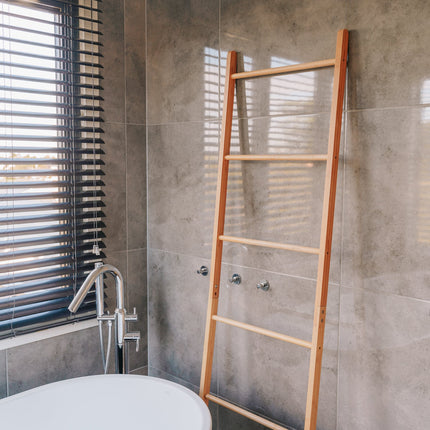 180cm 6 Steps Bamboo Towel Ladder.