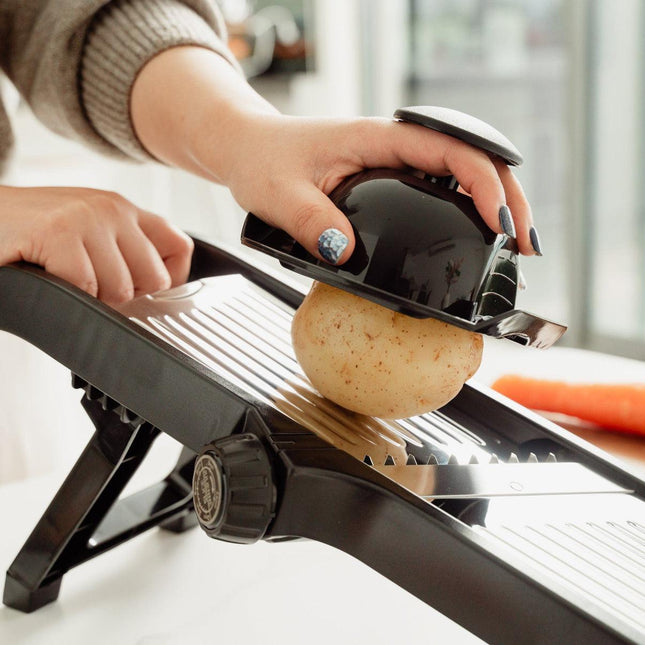 3 In 1 Mandolin Slicer Stainless Steel Blade Bowl Fit.