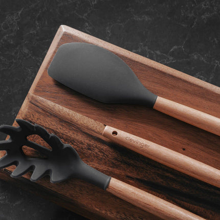 Beechwood & silicone spatula charcoal.