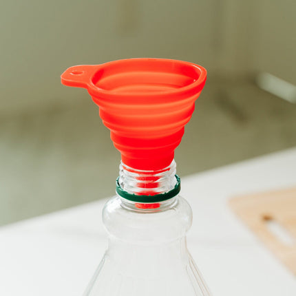 Cook Easy Collapsible Silicone Funnel.