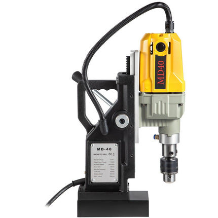 Magnetic Drill, 1100W 1.57" Boring Diameter, 2697lbf/12000N Portable Electric Mag Drill Press with 7 Bits, 580 RPM Max Speed Drilling Machine for any Surface and Home Improvement.