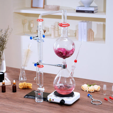 Essential Oil Distillation Kit, 2000ml Distillation Apparatus, 3.3 Boro Lab Glassware Distillation Kit with 1000W Heating Plate and 24, 40 Joint, 28 pcs Set.