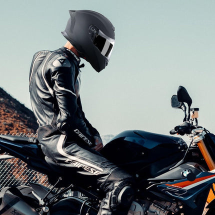 Full Face Motorcycle Helmet Motocross Helmet with Bluetooth Slot.