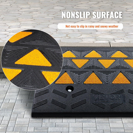 Rubber Curb Ramp 2 Pack, 15.2 cm Rise Height Heavy-Duty 15 tons Load Capacity Threshold Ramps, Driveway Ramps with Stable Grid Structure for Cars, Wheelchairs, Bikes, Motorcycles.