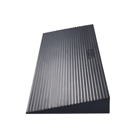 3 cm Rise Cuttable Threshold Ramp for Sweeping Robot, 90 cm Wide Natural Rubber Wheelchair Ramp, Non-Slip Solid Rubber Ramp with Double-Sided Tape for Doorways, Driveways, Bathroom, Smooth Tile.